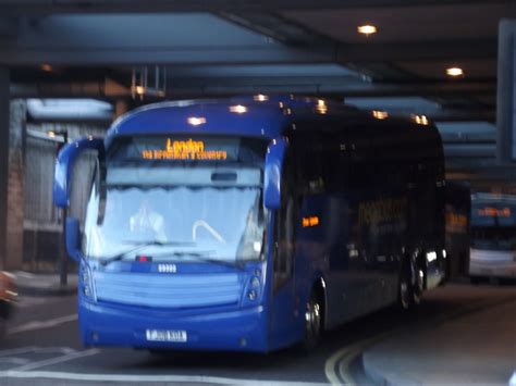 megabus coach tracker .